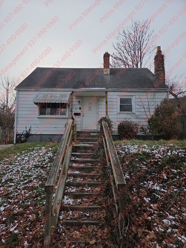 Photo - Great 3 bed 2 bath with AC close to everything!