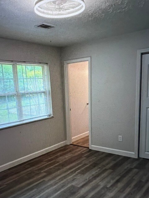 Photo - 3604 Hogan Dr NW