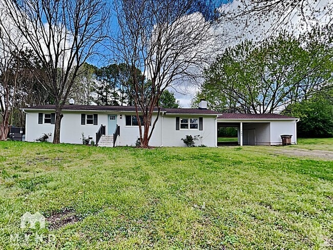 Building Photo - 145 Farm Rd Rental