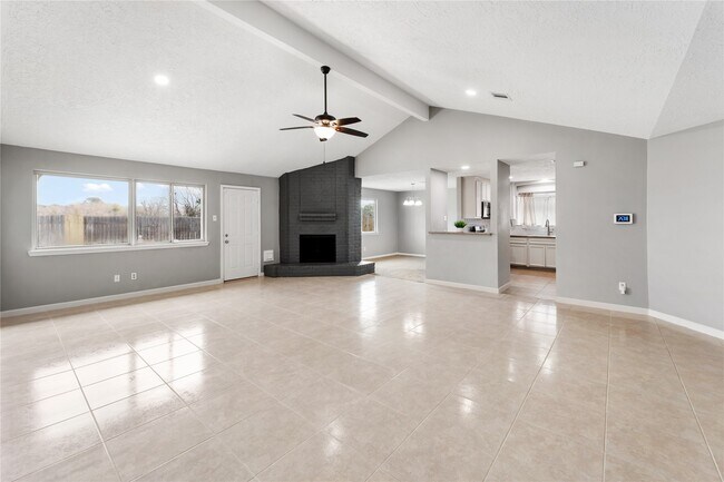 Building Photo - 1819 Freshmeadow Dr