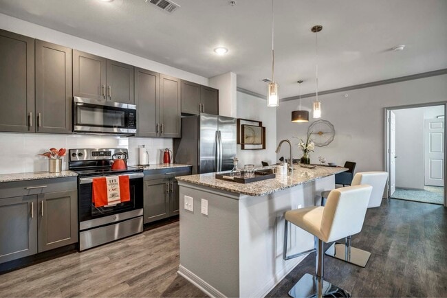 Building Photo - Spacious Comfort with Upscale Finishes! Unit HAB Rental