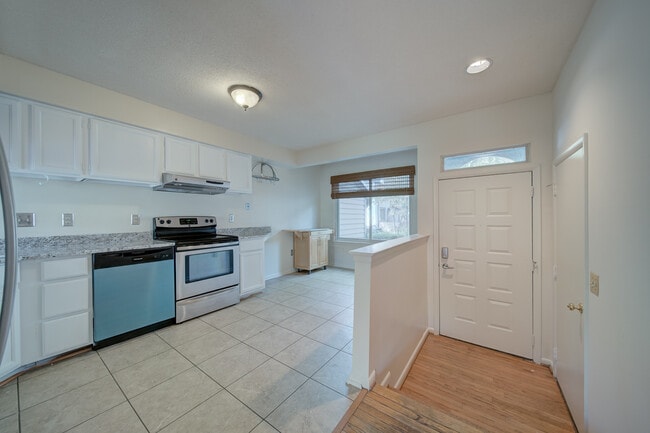 Photo - 5481 Vantage Point Rd