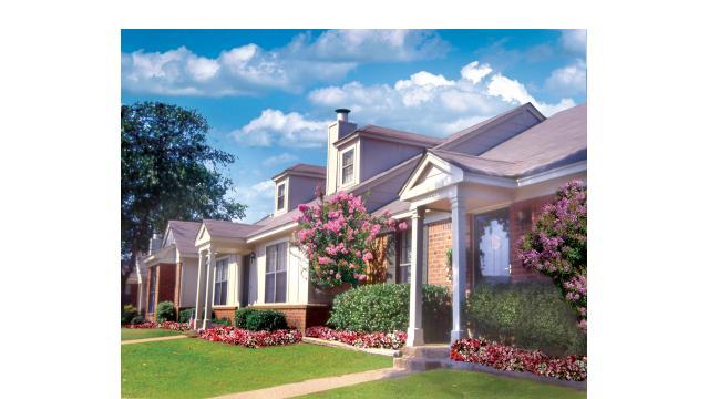 Hedgerow Apartments - Hedgerow Apartments