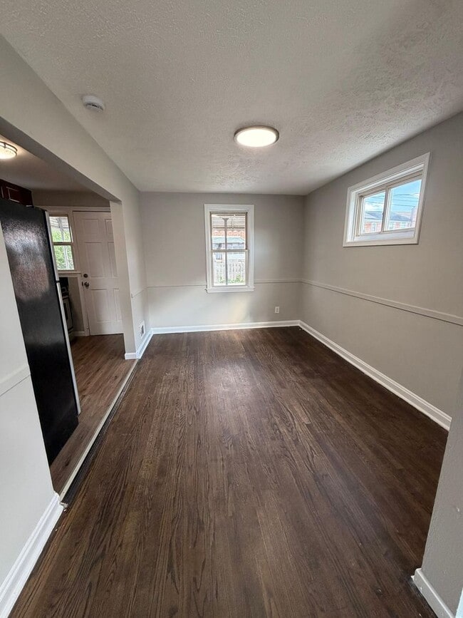 Photo - 7863 St Fabian Ln
