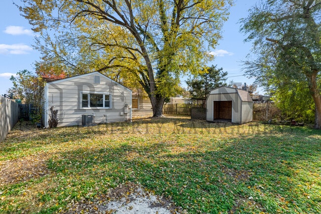 Photo - 1925 S Elizabeth