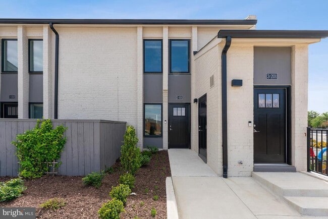 Building Photo - 19520 Village Walk Dr Unit 3-101 Rental