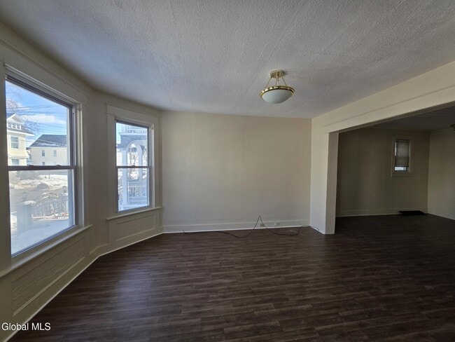 Photo - 918 Delamont Ave Unidad 1