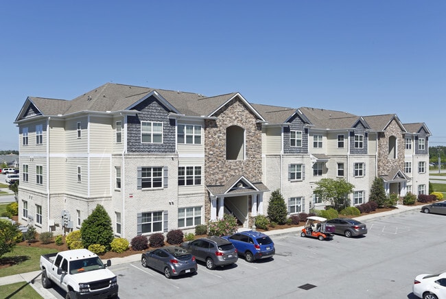 Arlington West Apartments For Rent in Jacksonville, NC