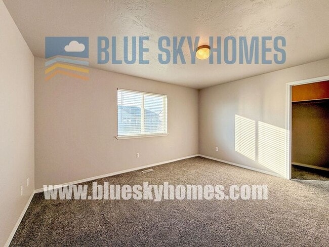 Photo - 2503 N Blue Blossom Way