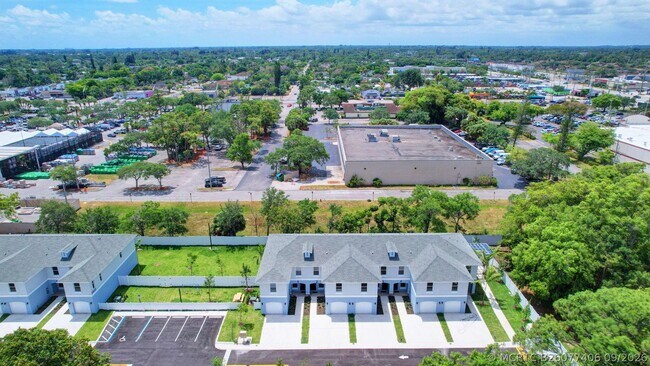 3868 Patio Ct