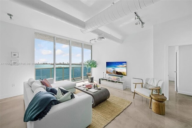 Building Photo - 700 NE 25th St Unit 1502