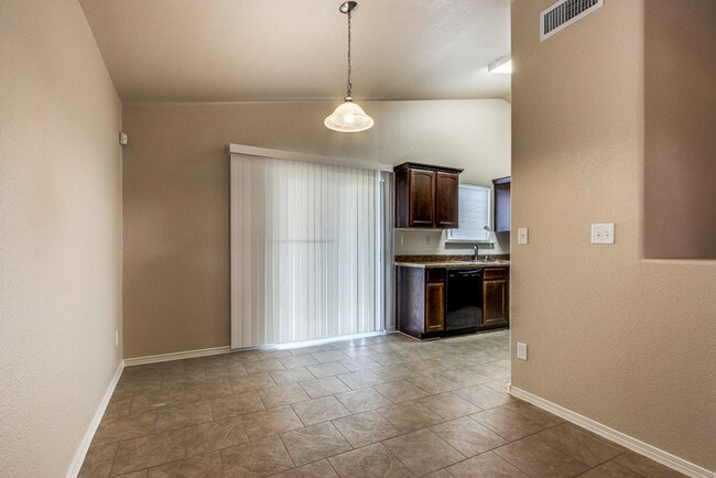 Photo - Beautiful Northeast 1-Story Home with Refr...