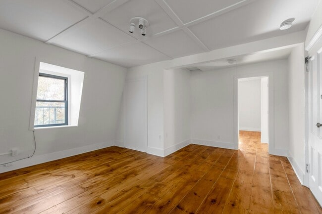 Photo - 46 Voorhis Ave