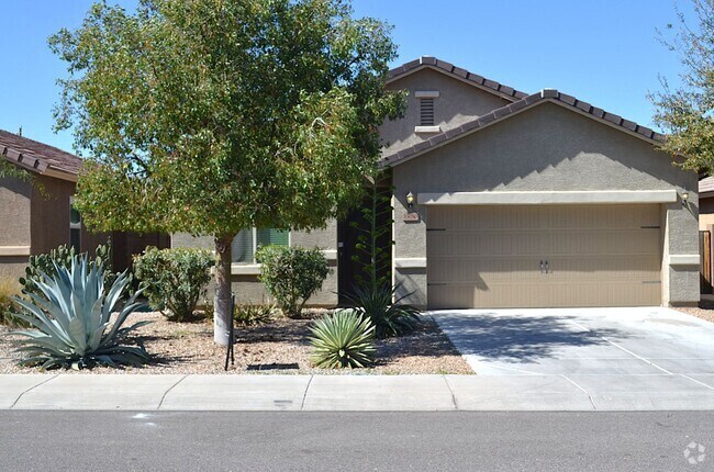 Building Photo - San Tan Heights Beauty Rental