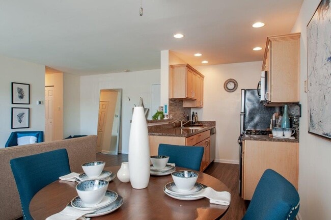 Hill Brook Place Apartment Homes