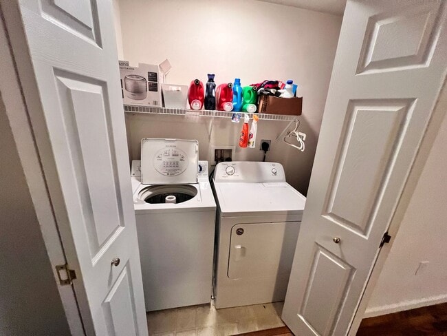 Photo - Radford, 3 BR / 1.5 BA, Available for the fall term