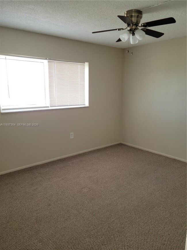 Photo - 1075 NE Miami Gardens Dr Unit 509
