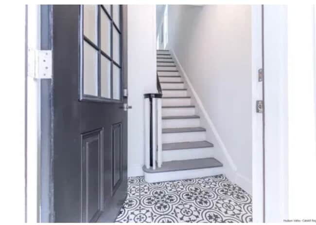 Building Photo - 520 Delaware Ave Unit B