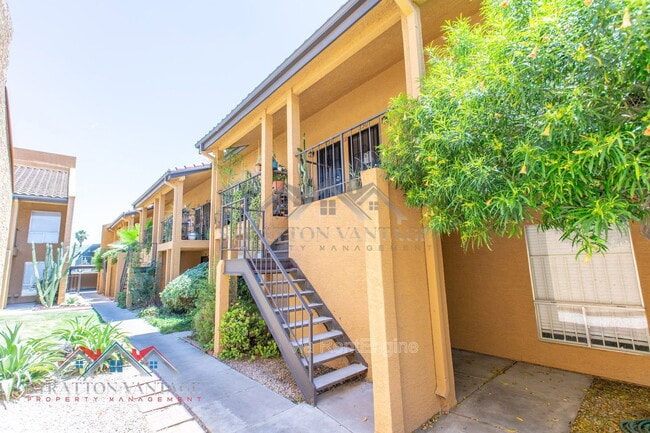 Photo - 1831 W Mulberry Dr Unidad 230