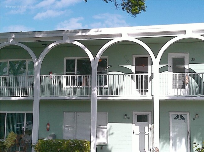 Photo - 2011 Australia Way W Unit 36