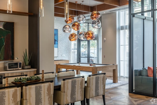 West Amenity Lounge