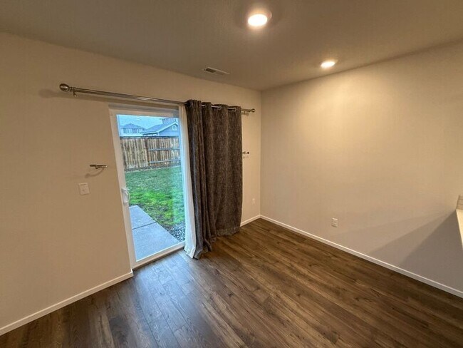 Photo - 4816 Apollo Ave