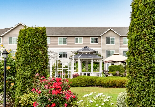 Photo - RAINIER VISTA SENIOR APARTMENTS