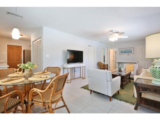 422 Julia Pl Unit C