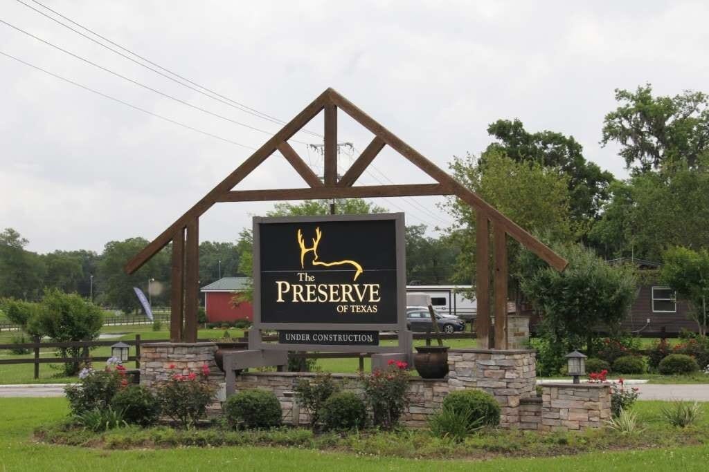 Photo - 275 Wood Fern Dr