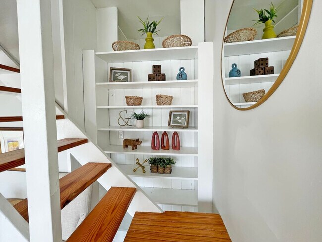 Photo - 1243 Martin Dr Unidad SI ID1056135P