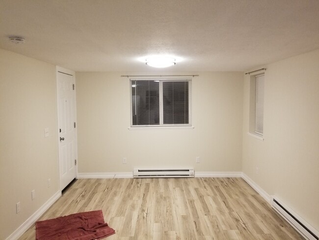 Living Room - 98 W Lincoln Ave Unit 1
