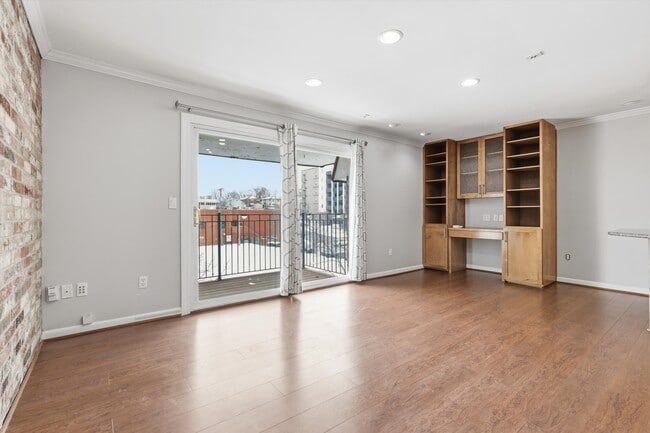 Photo - 5000 Baltimore Ave Unit 301