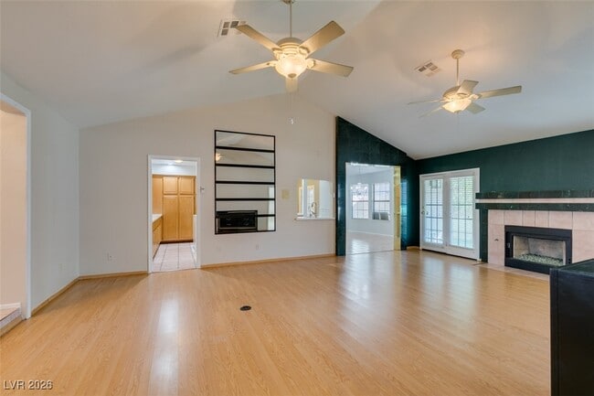 Photo - 224 Garfield Dr