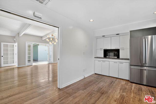 Photo - 2042 Linda Flora Dr