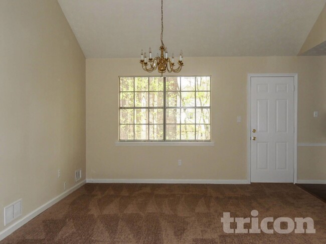 Photo - 3888 Tree Bark Ln SW