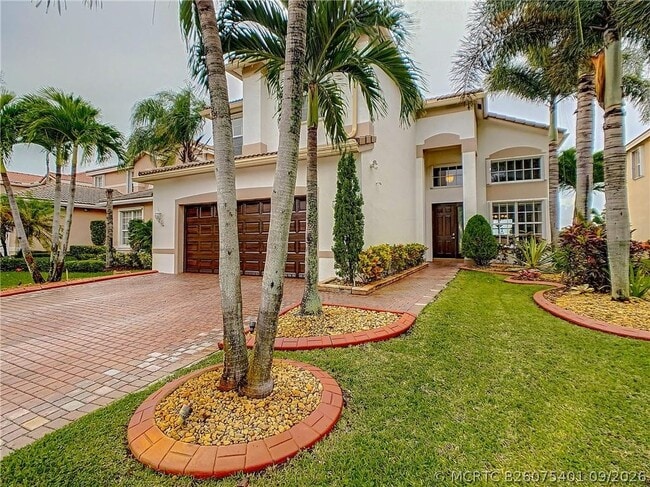 Building Photo - 4827 SW 183rd Ave