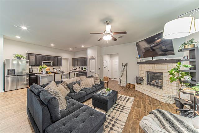 Photo - 1338 Winding Hollow Dr