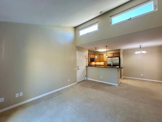 Photo - Great 2B/2BA Top-floor condo with Balcony and in unit Washer/Dryer Unit 445