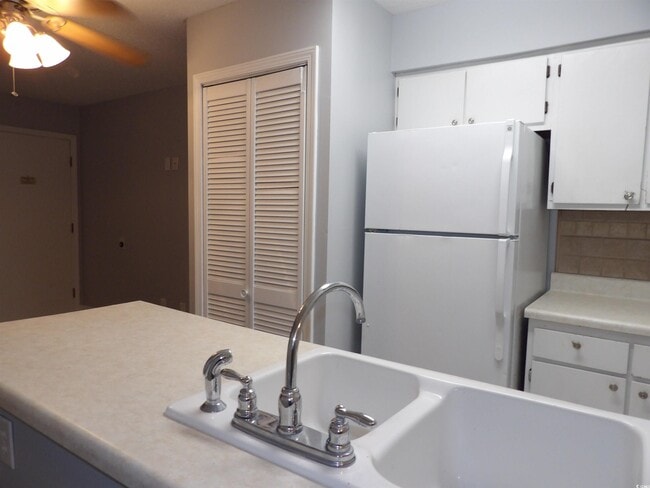 Photo - 10172 Beach Dr SW