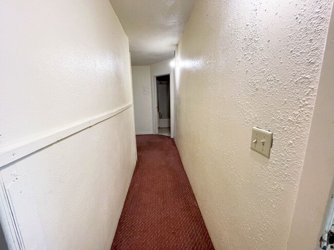 Photo - 408 S Duff St Unidad B