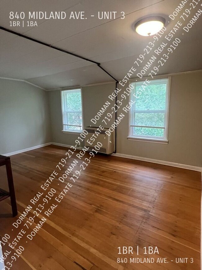 Photo - 840 Midland Ave Unit 3