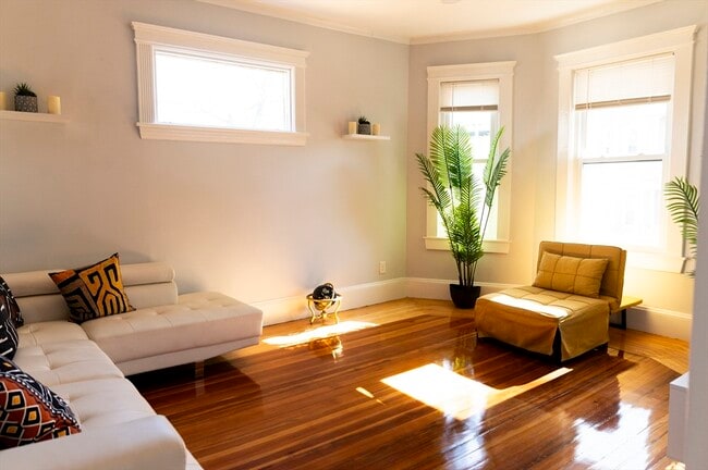 Photo - 123 Howland St Apartments Unit 2