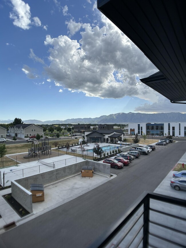 Photo - 463 W 60 S Townhome