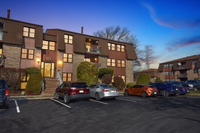 Photo - 111 Keystone Ct