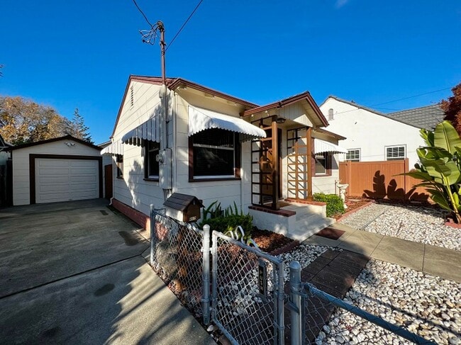 Photo - Absolutely Adorable One Bedroom Home Near Downtown Napa