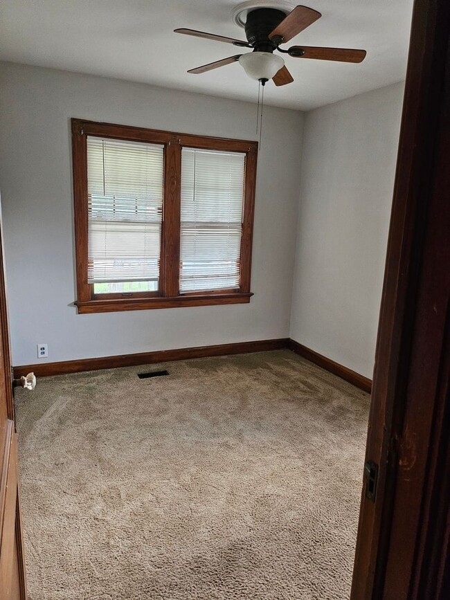 Photo - 2 bed 1 bath house, EHA approved