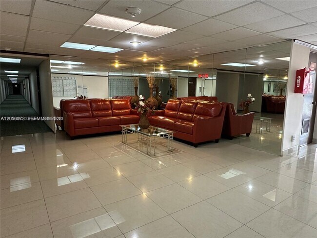 Photo - 2000 Atlantic Shores Blvd Unit 404