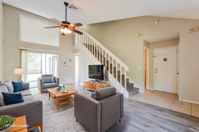 Photo - 1280 Pin Oak Dr