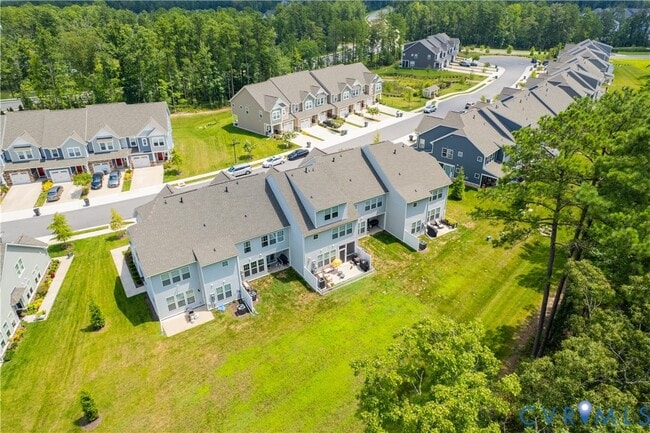 Photo - 18401 Palisades Ct