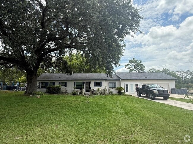 Building Photo - 22 Santiago Rd Rental